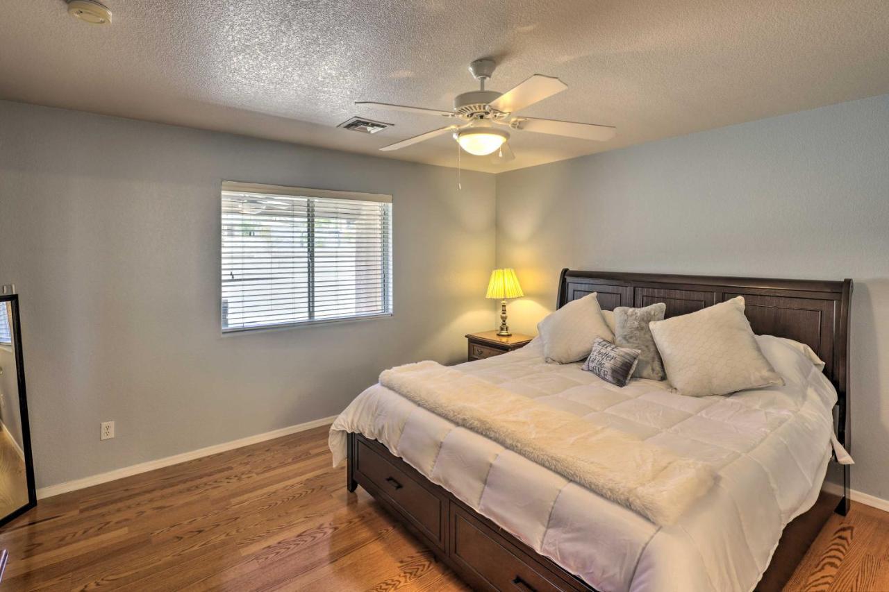 Havasu With Patio About 3 Mi To Holiday home *