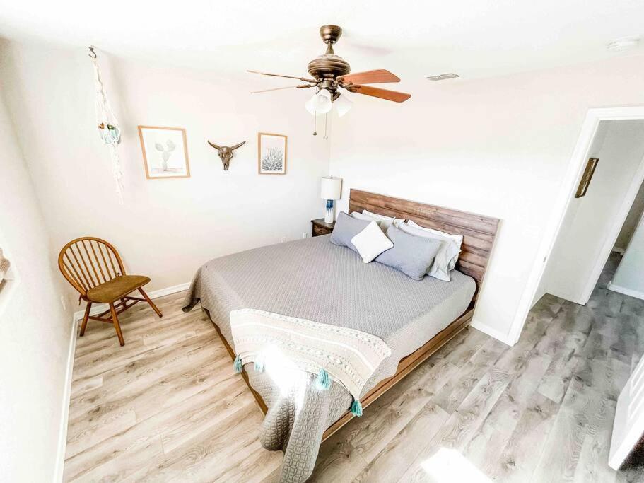 Holiday home Private View On The Side Of 95! Sleeps 16