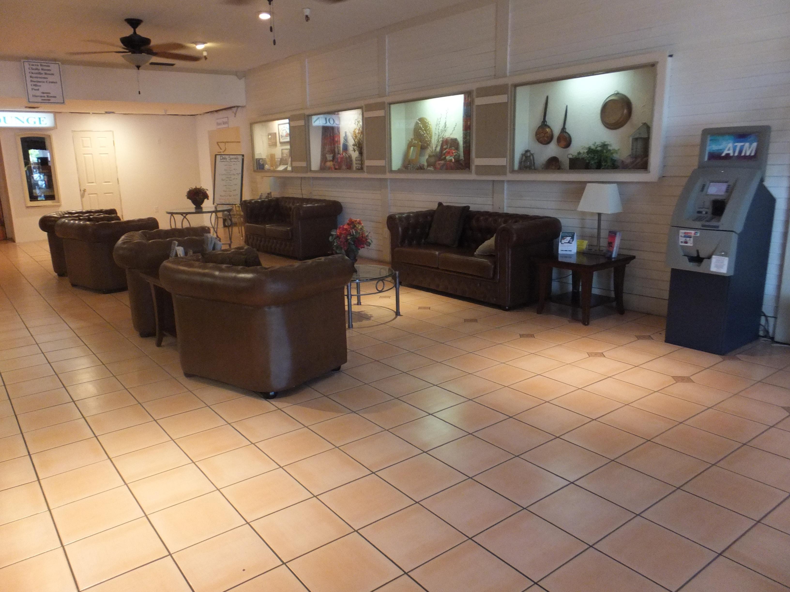 Quality & Havasu Hotel