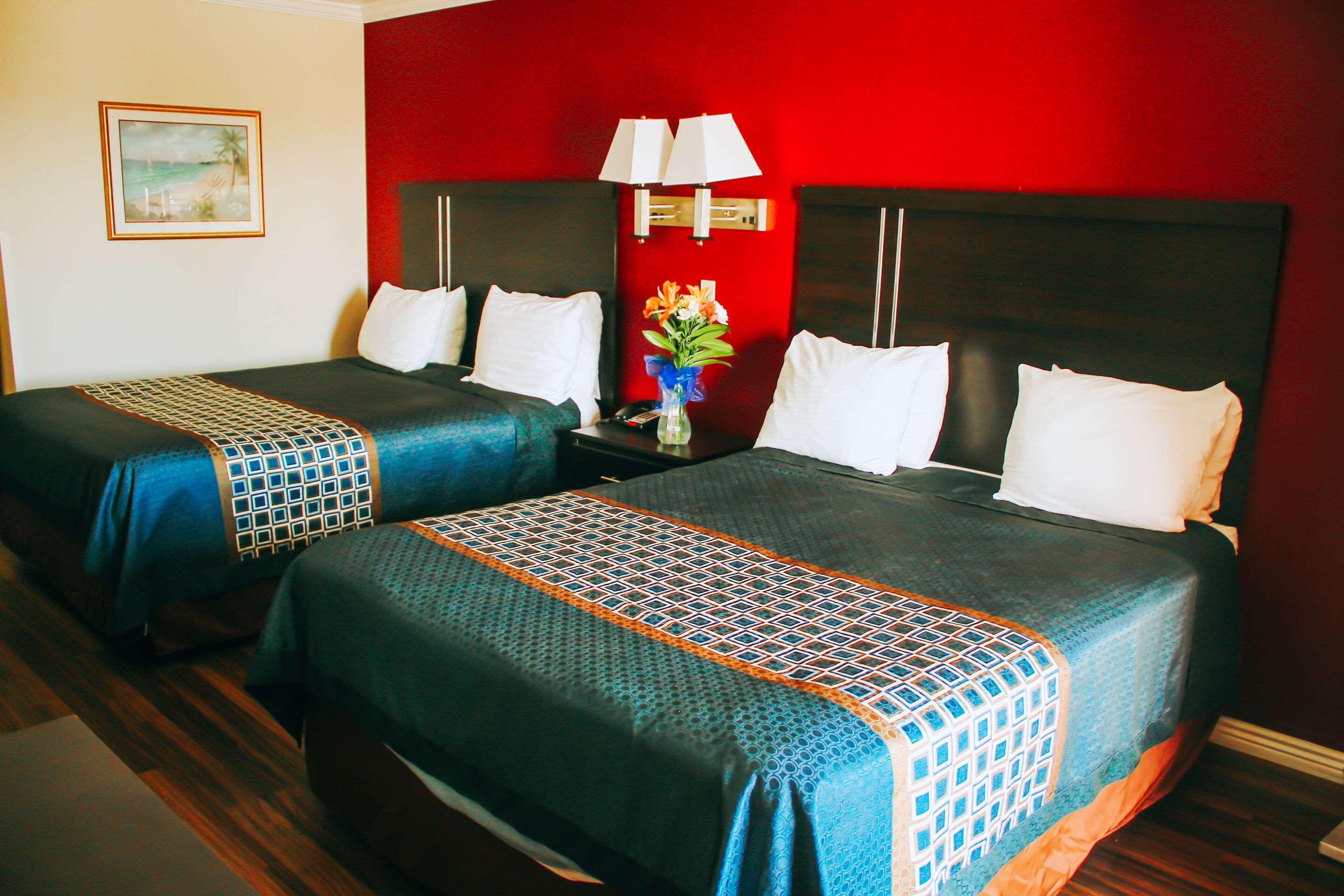 Rodeway & Hotel