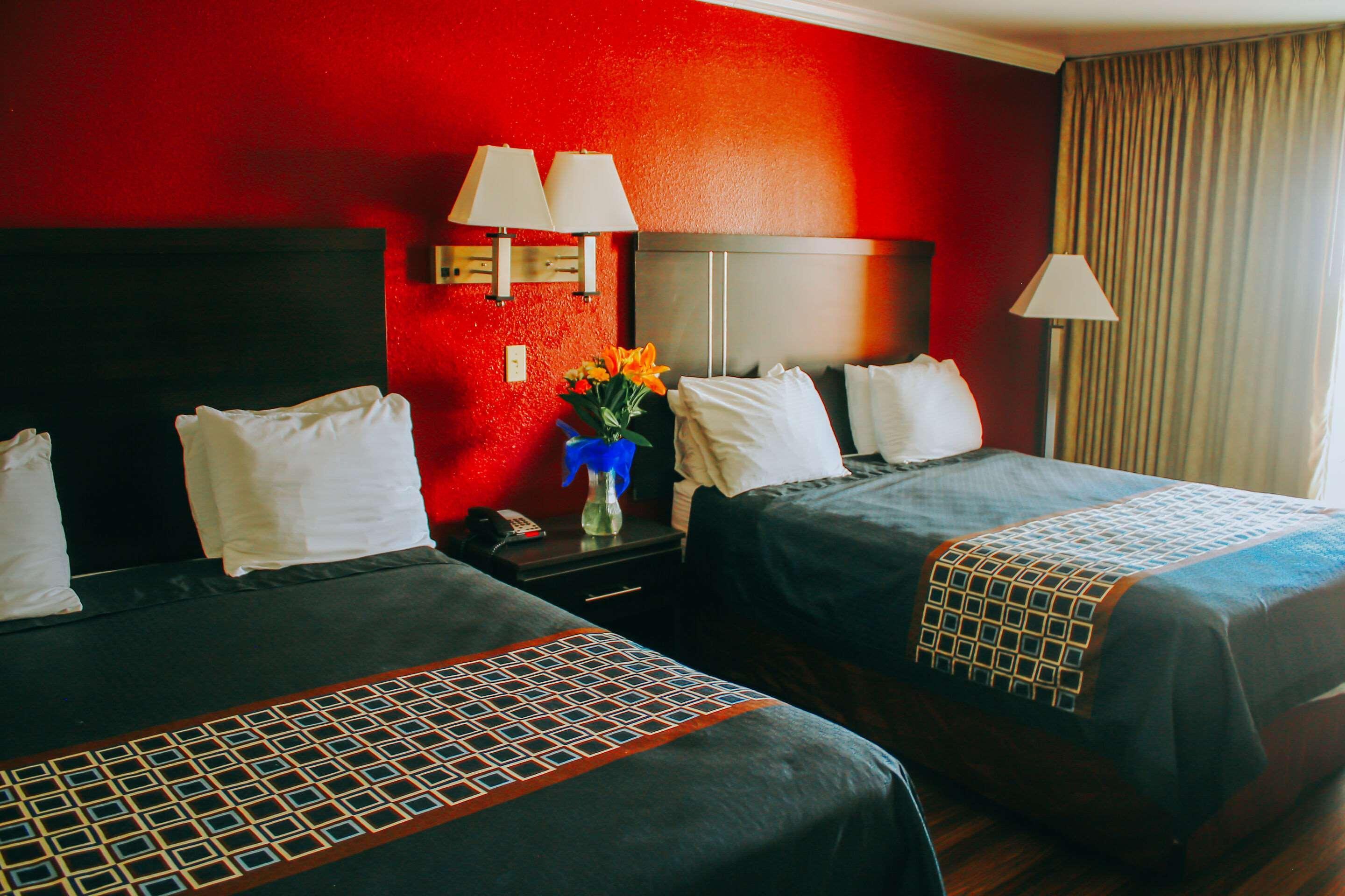 Hotel Rodeway & 3*