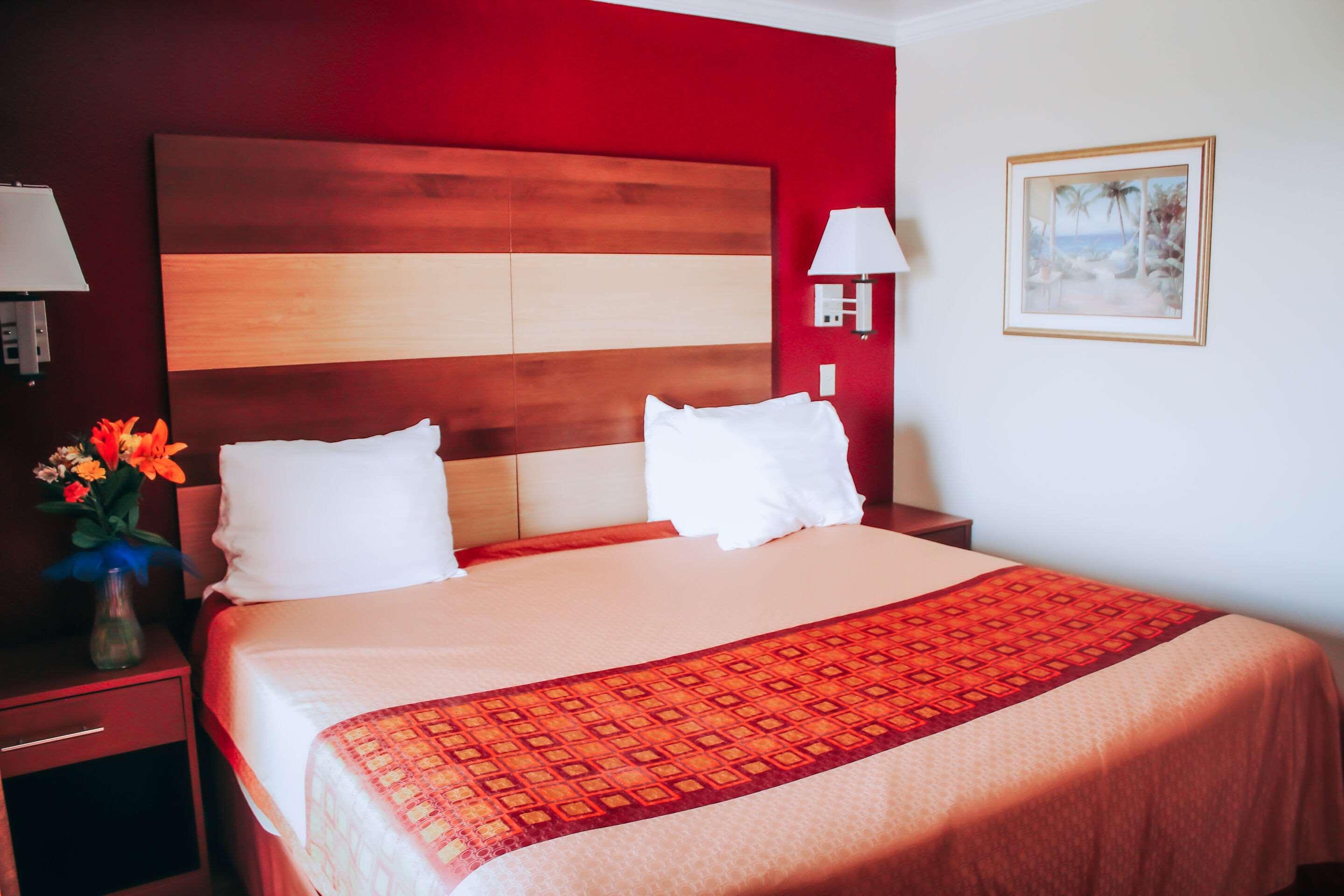 Hotel Rodeway & 3*