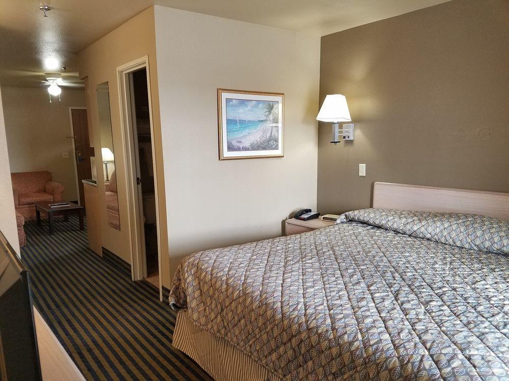 Rodeway & 3* Lake Havasu City