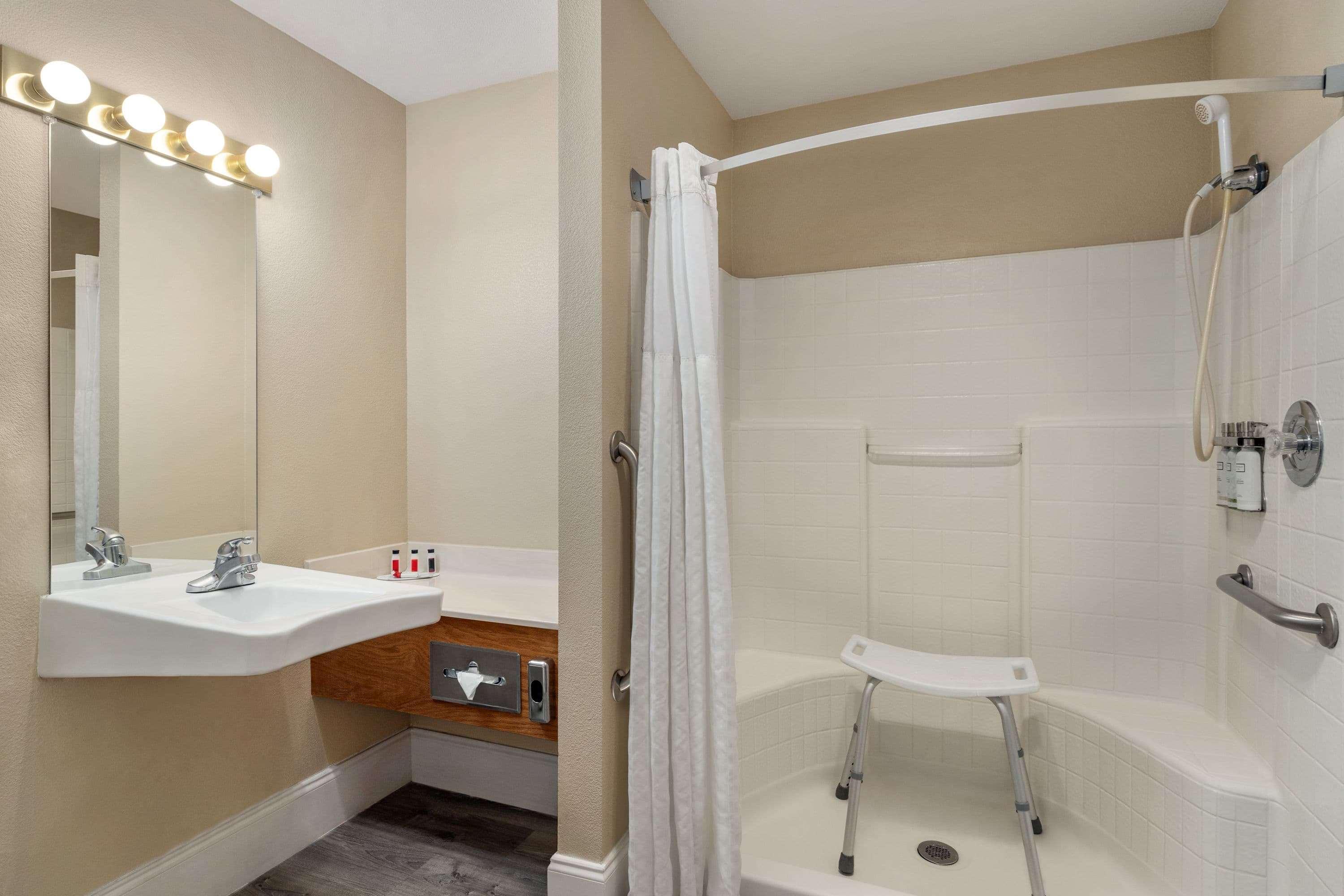 Travelodge By Wyndham Havasu Motel Lake Havasu City
