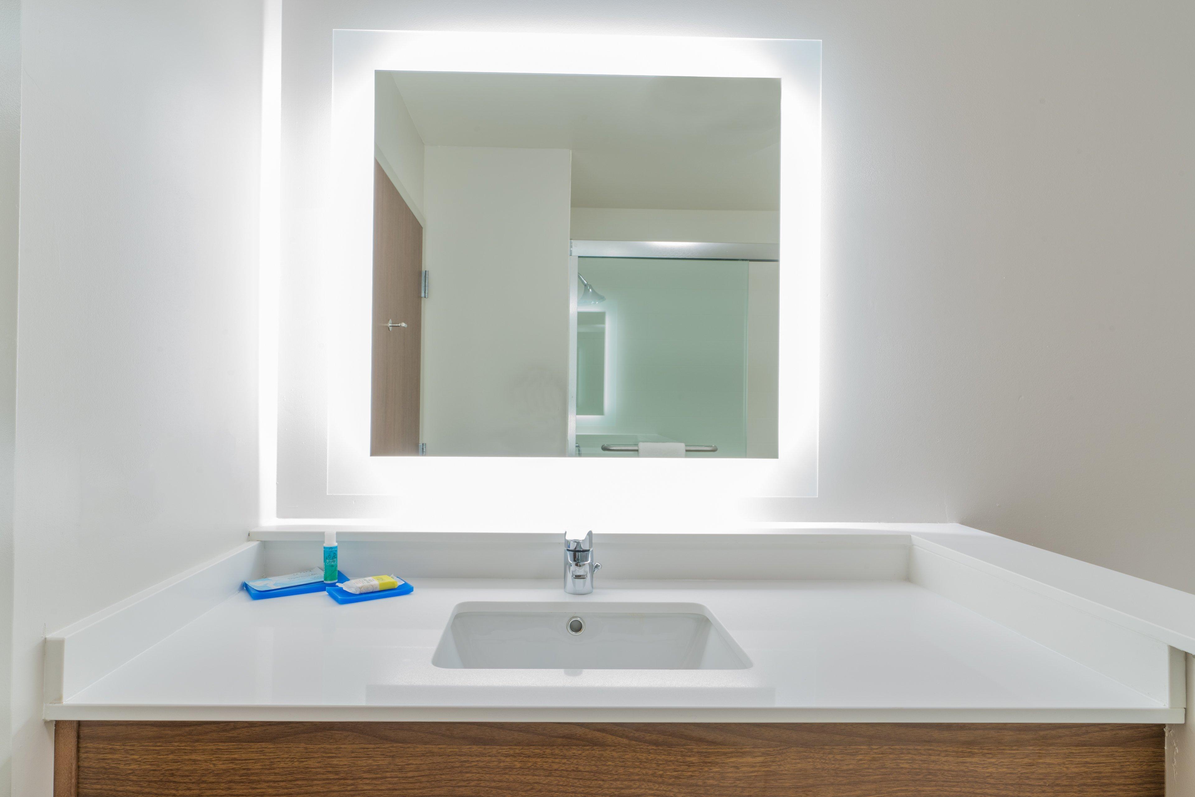 Hotel Express & Havasu - London Bridge By Ihg 3*