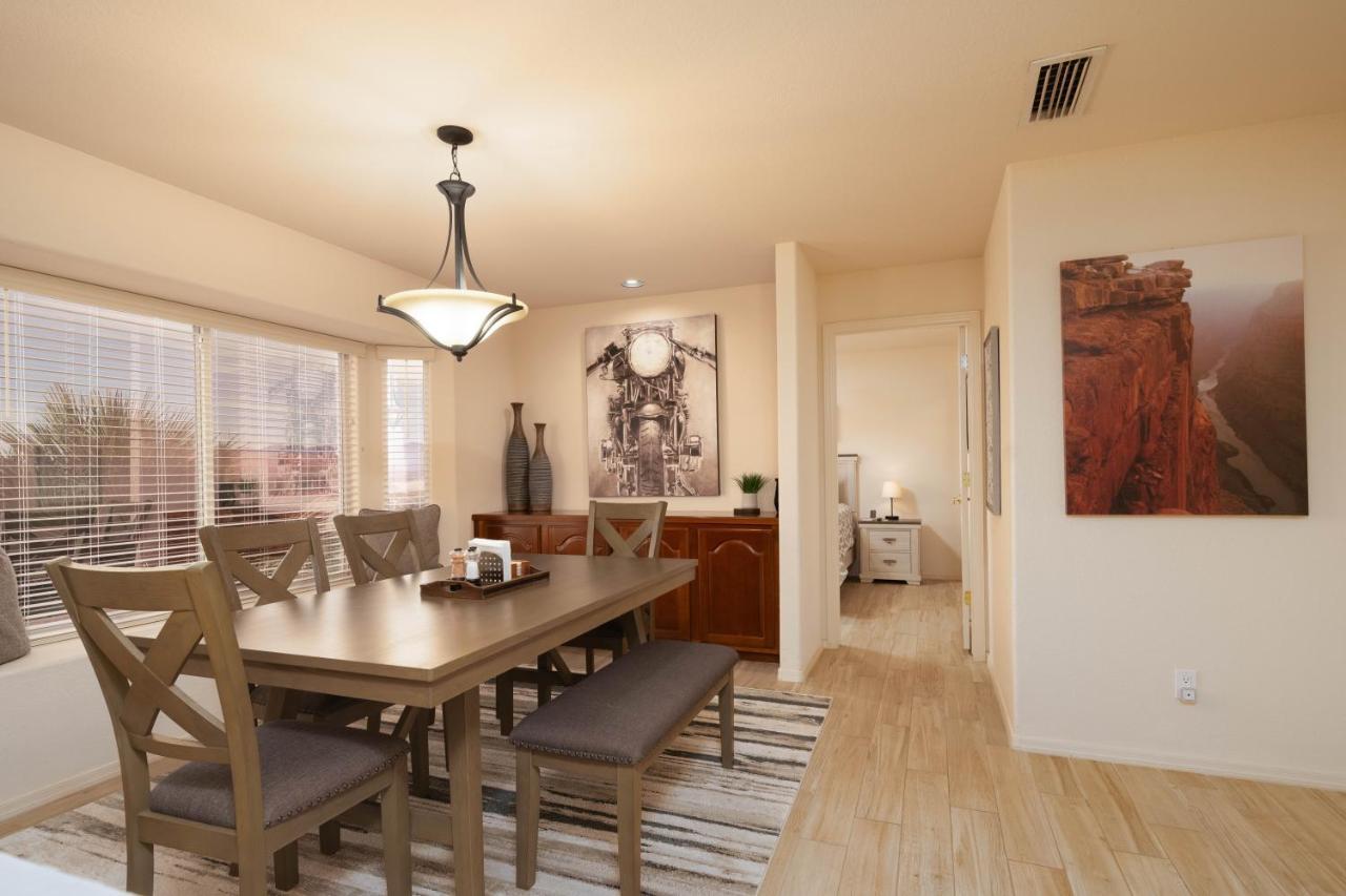Grand Havasu Oasis With Custom Pool & Spa! *