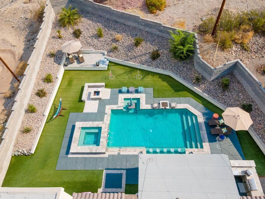 Heated Pool & - Winterhavens Oasis