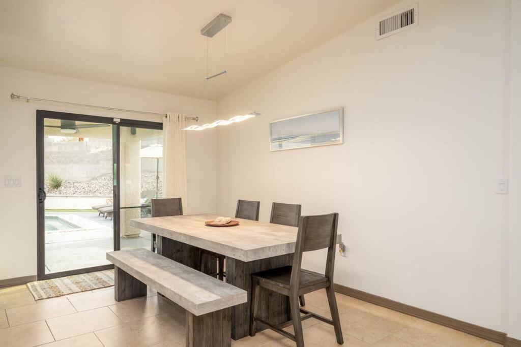 Heated Pool & - Winterhavens Oasis Holiday home