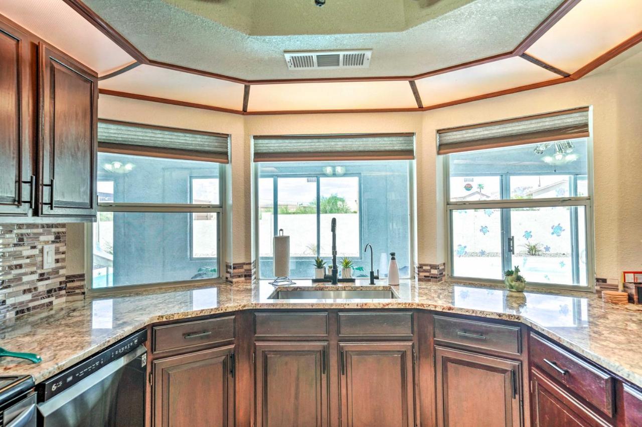 Holiday home Havasu With Pool And Waterslide!