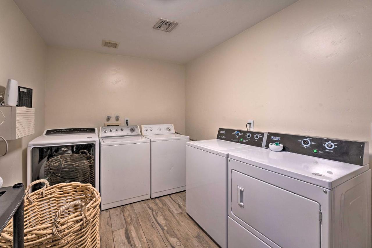 Pet-friendly Havasu Gem Pool And Game