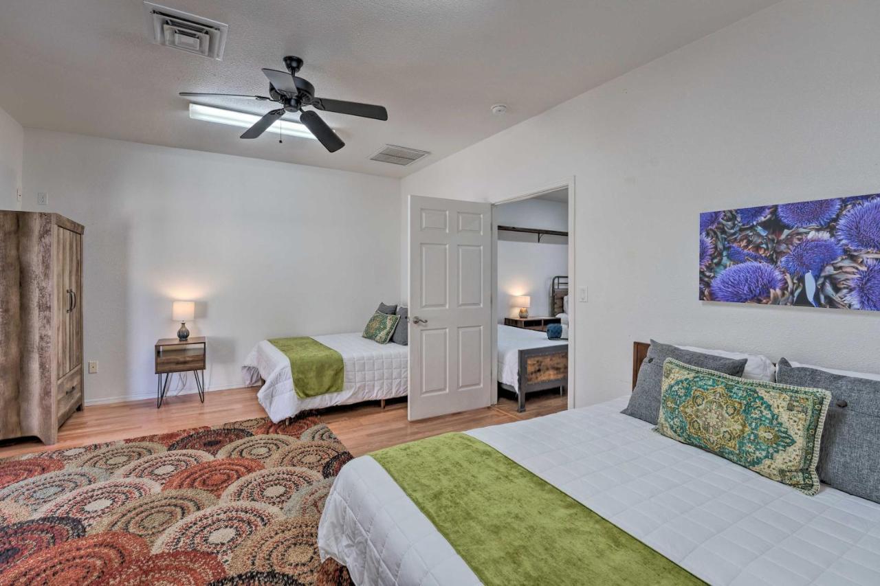 Pet-friendly Havasu Gem Pool And Game * Lake Havasu City