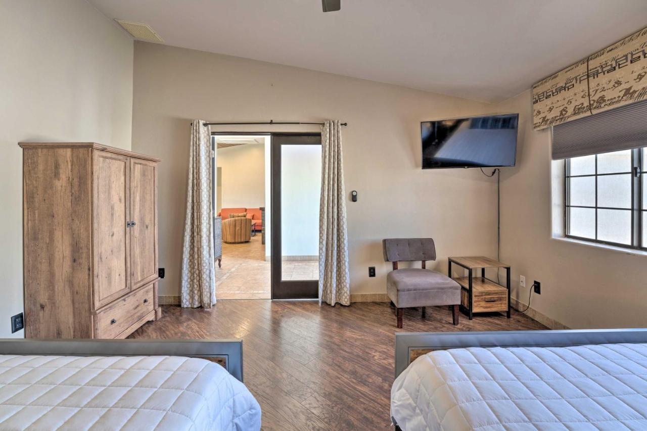 Holiday home Pet-friendly Havasu Gem Pool And Game
