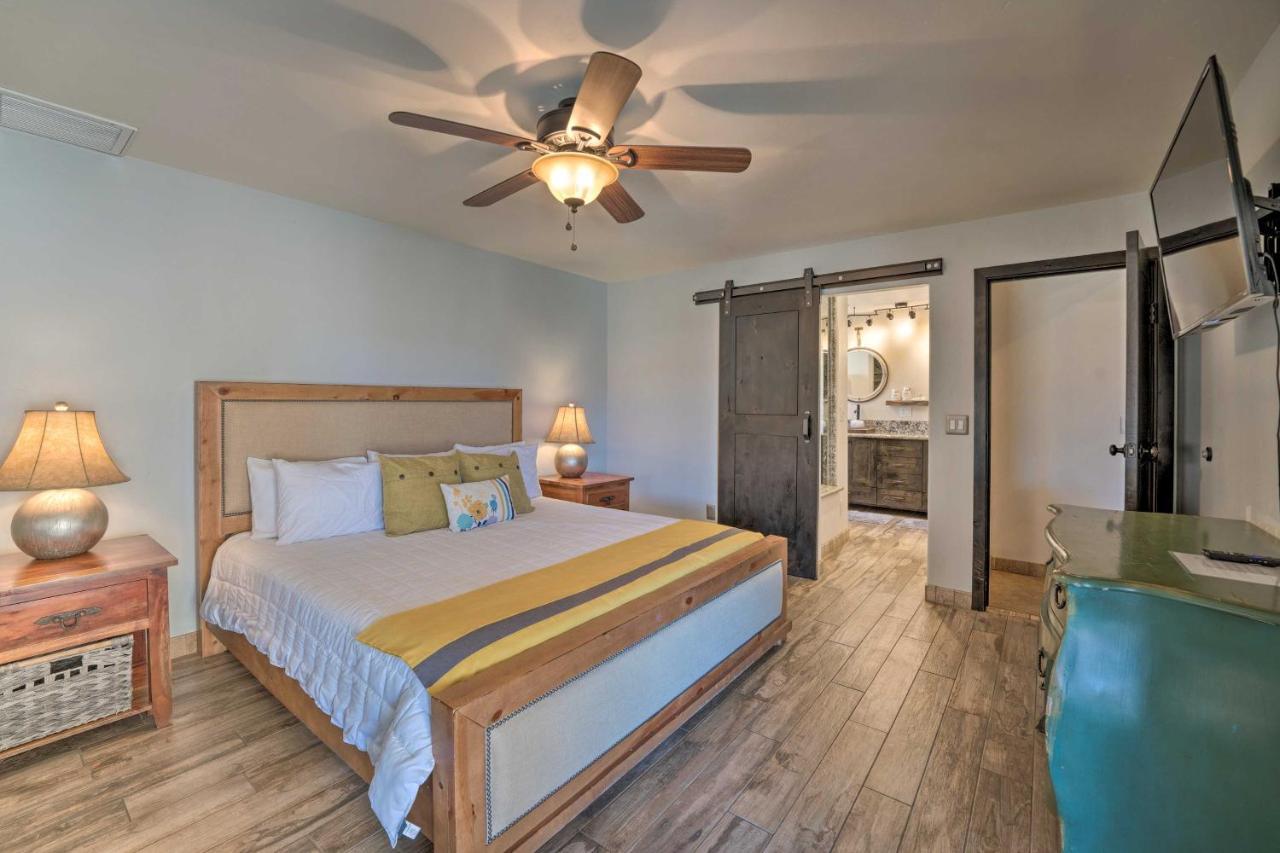 Holiday home Pet-friendly Havasu Gem Pool And Game *