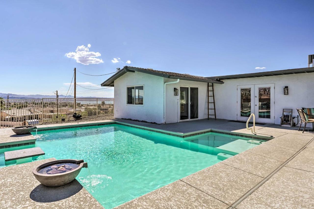 Sunny Havasu Abode With Pool And Grill! Holiday home