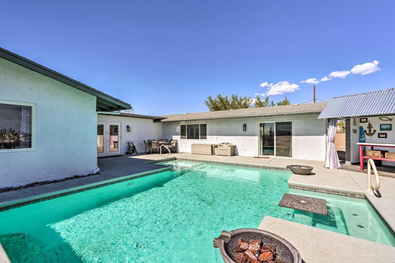 Sunny Havasu Abode With Pool And Grill!