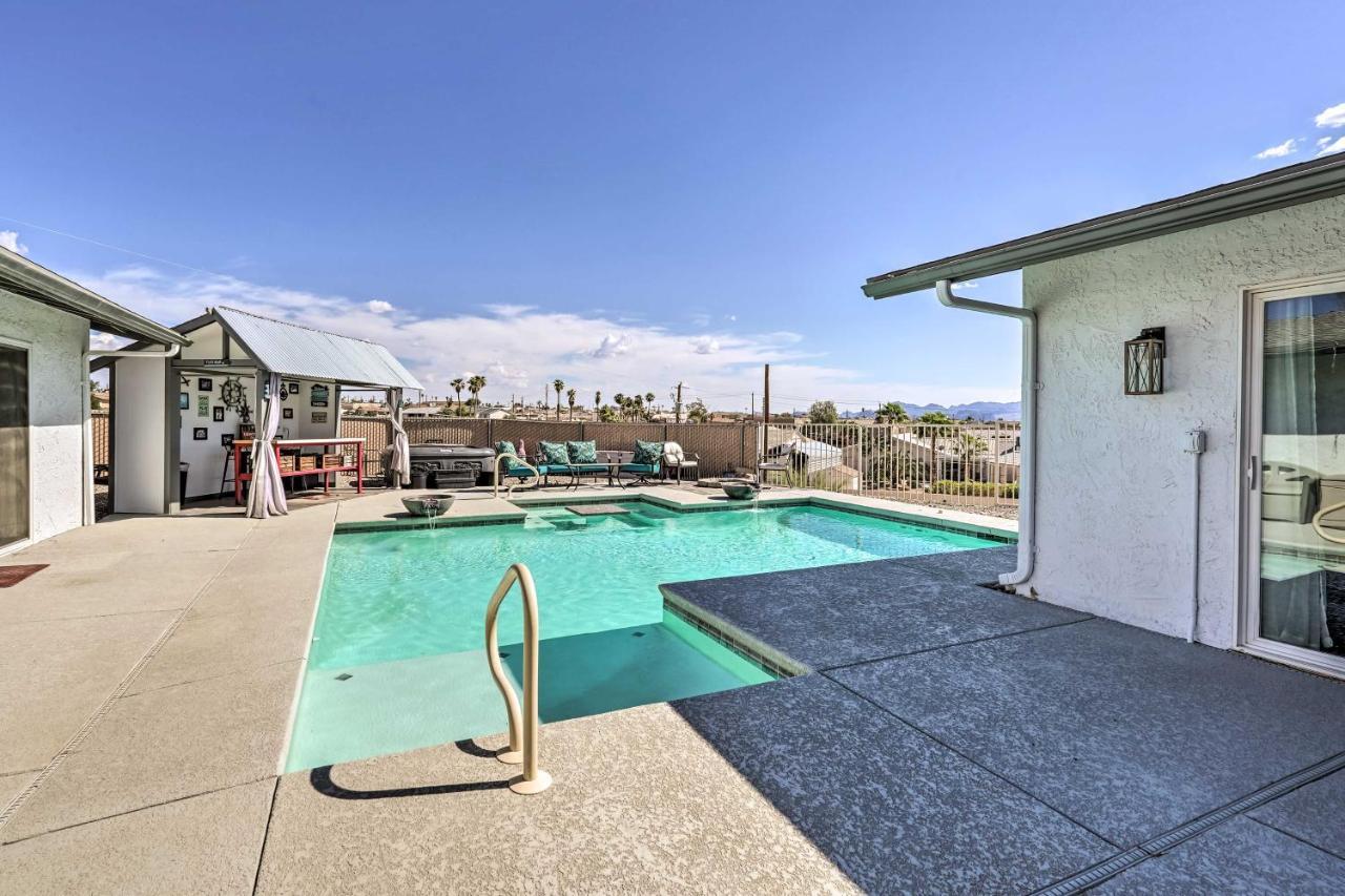 Sunny Havasu Abode With Pool And Grill!