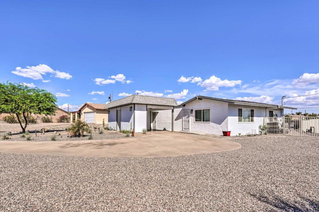 Sunny Havasu Abode With Pool And Grill! Lake Havasu City