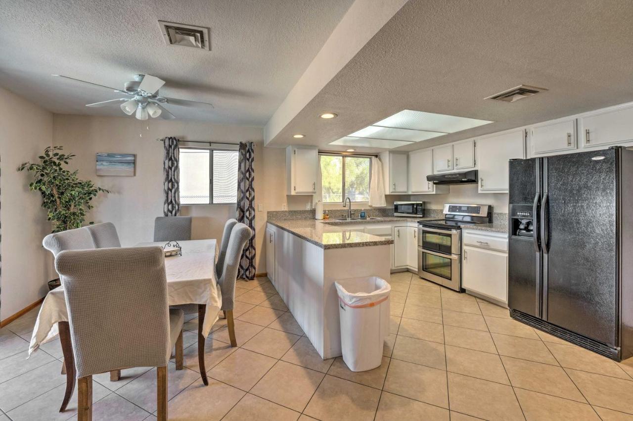 Havasu With Heated Pool About 1 Mi To Water Holiday home