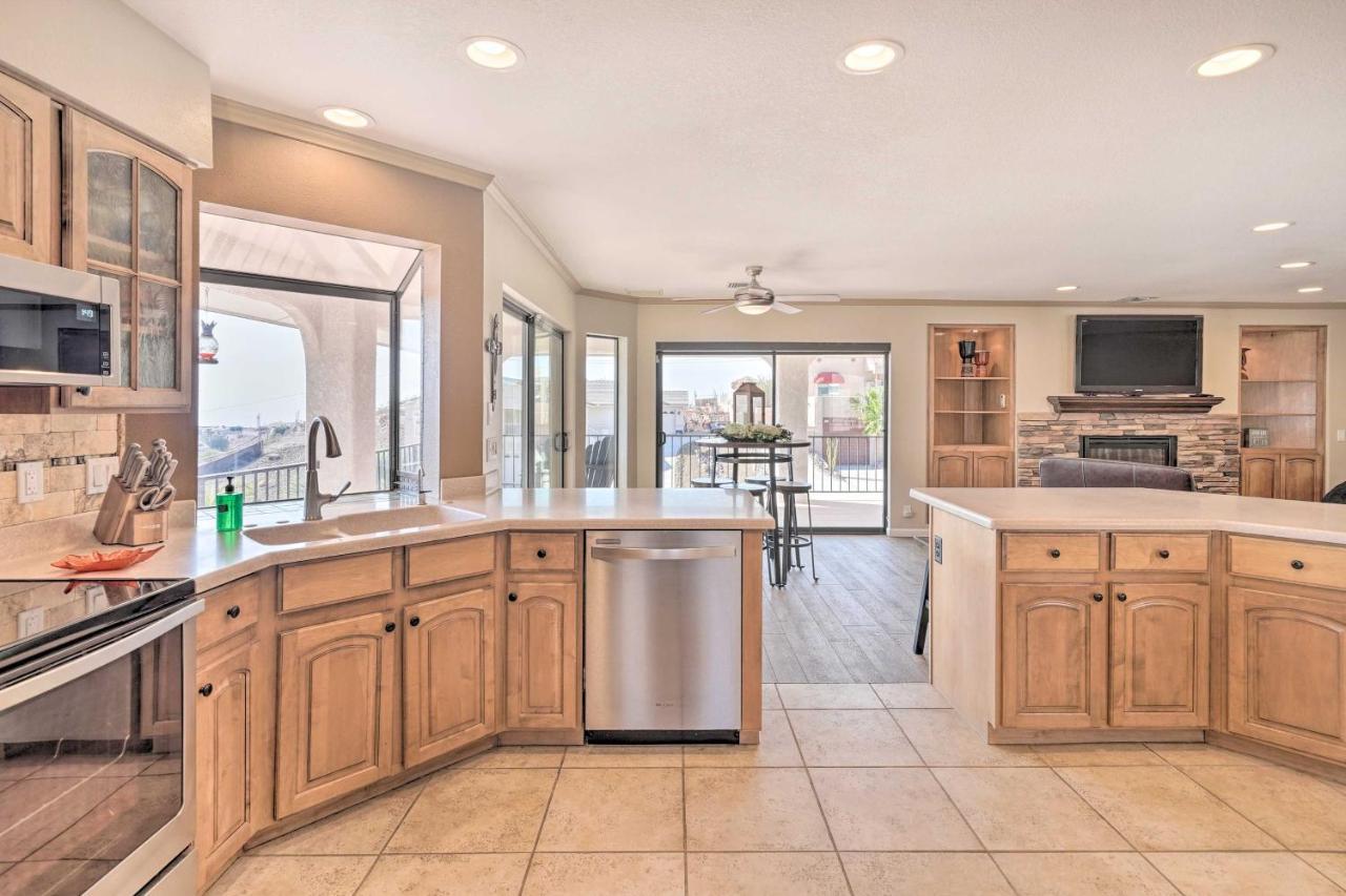 Holiday home Stunning Havasu Getaway With Hot Tub! Lake Havasu City