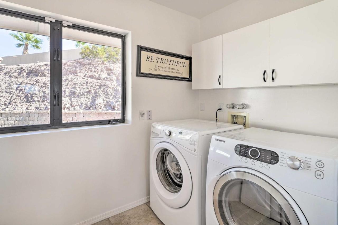 Holiday home Stunning Havasu Getaway With Hot Tub!