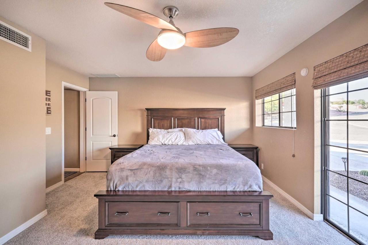 Stunning Havasu Getaway With Hot Tub! Holiday home