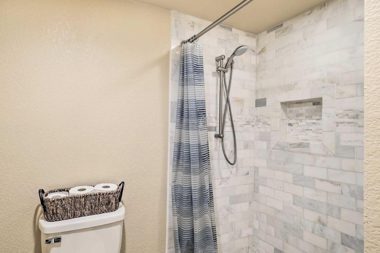 Stunning Havasu Getaway With Hot Tub! * Lake Havasu City