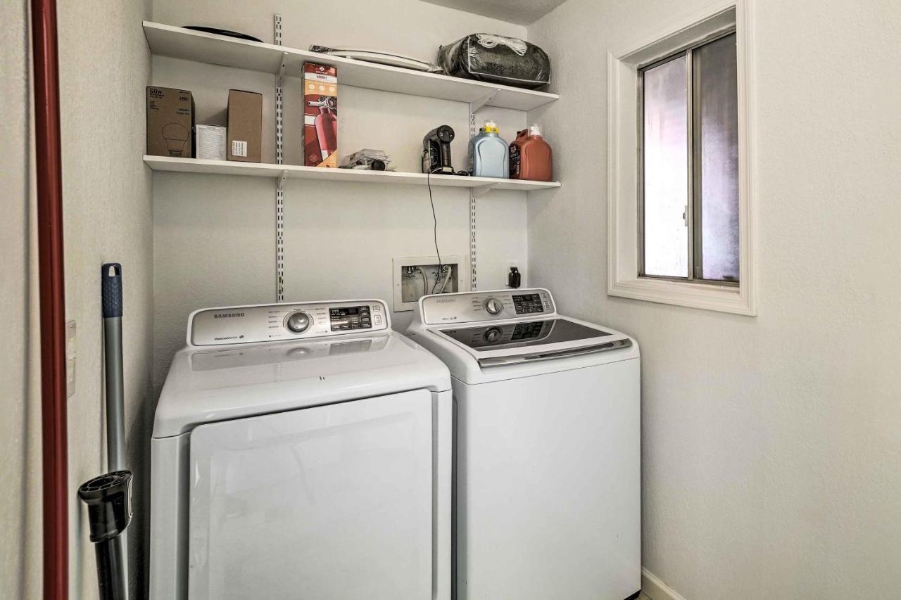 Havasu Escape With Pool, 5 Mi To Marina * Lake Havasu City