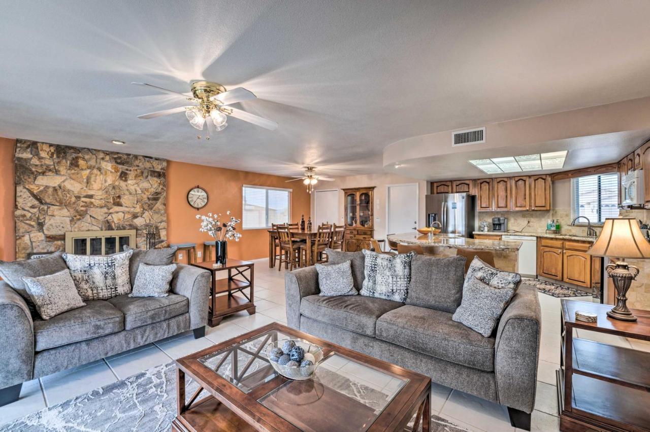 Pet-friendly Havasu Retreat With Pool!