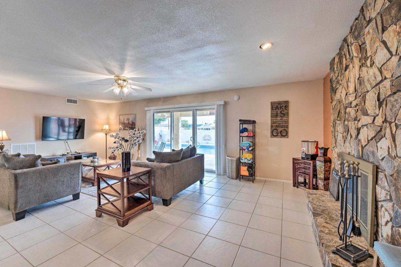 Holiday home Pet-friendly Havasu Retreat With Pool!