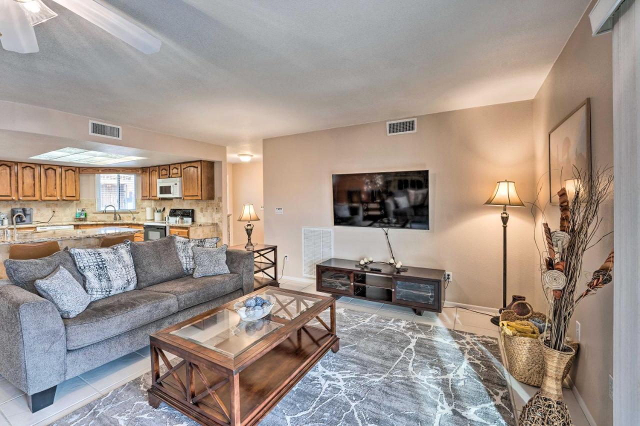 Pet-friendly Havasu Retreat With Pool! Holiday home Lake Havasu City