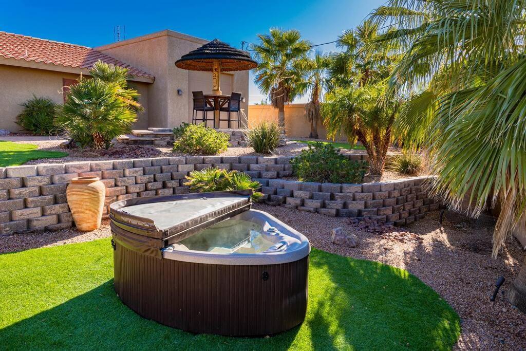 Find Me At The . Firepit . Bbq . Holiday home *