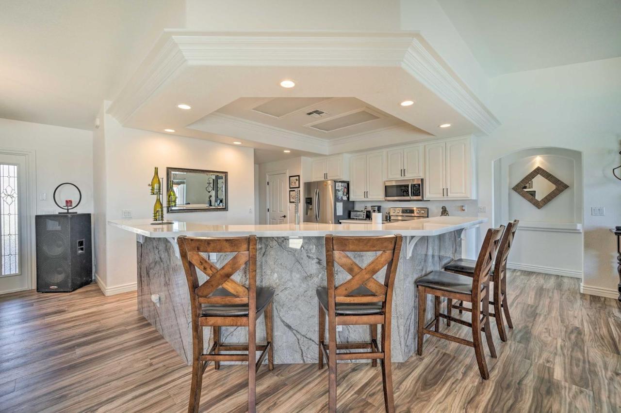Holiday home Luxe Havasu With Pool, 4 Mi To Dtwn Lake Havasu City