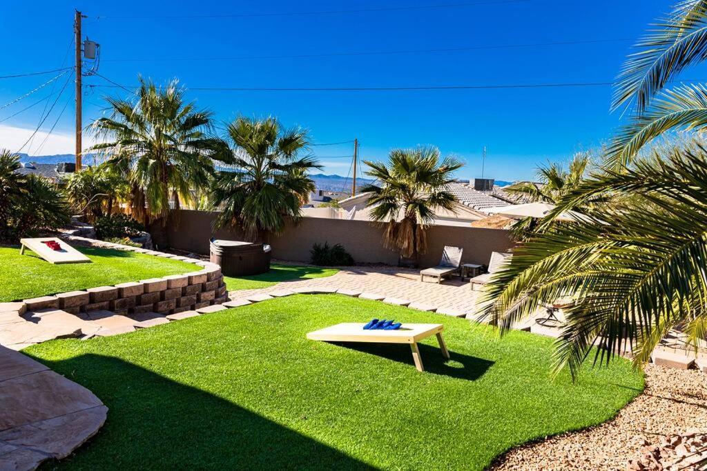 Find Me At The . Firepit . Bbq . Holiday home *