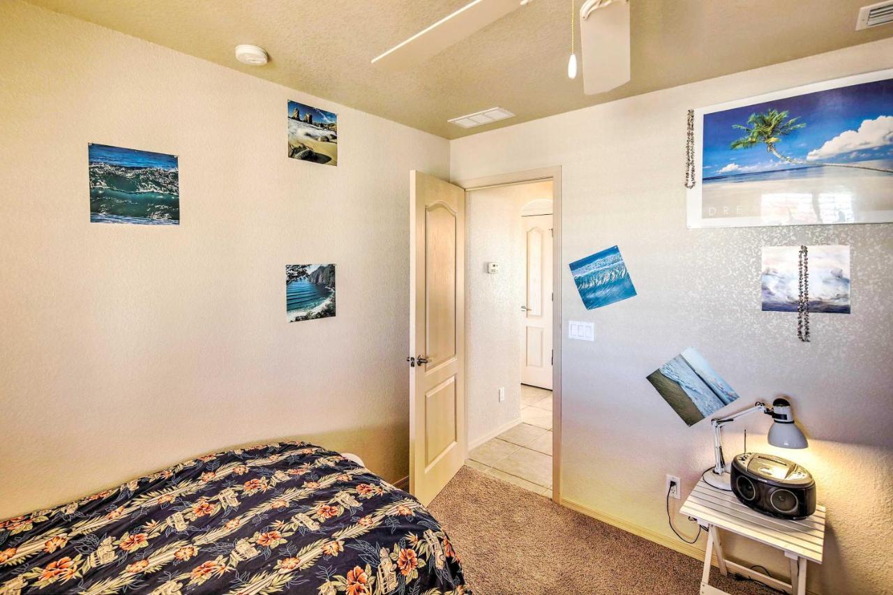 Cozy Havasu House With Views - 1 Mi To Water! Holiday home *
