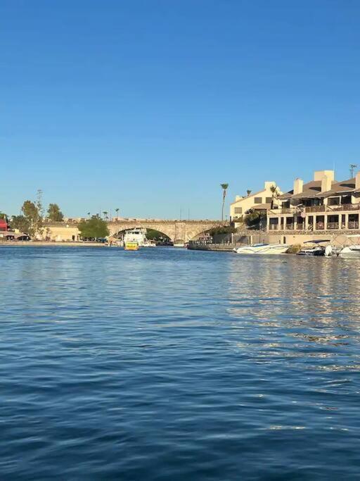 Apartment Pool King Suite-walk To Dt & Lake! Lake Havasu City