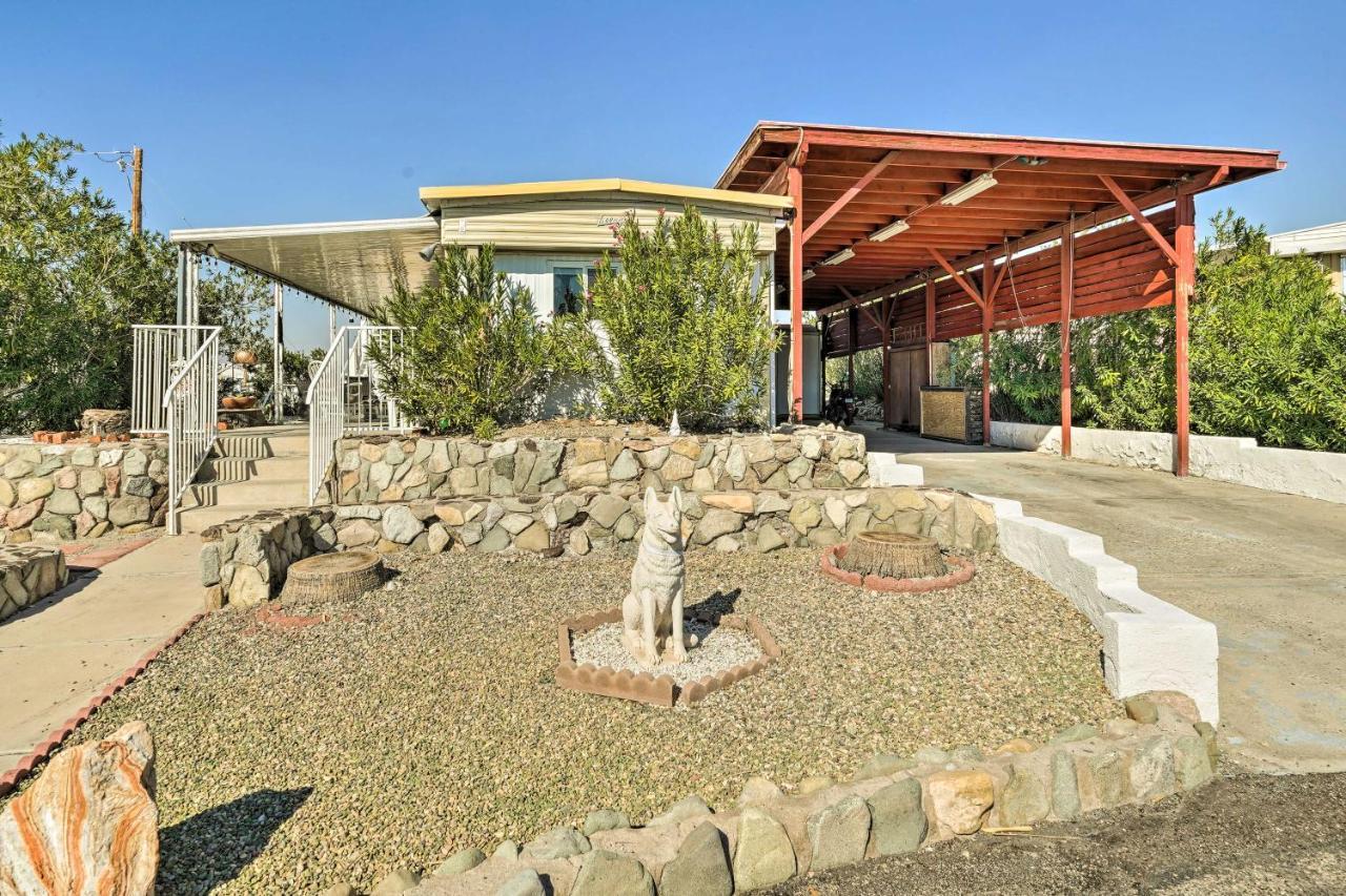 Cozy Havasu Getaway With Views!