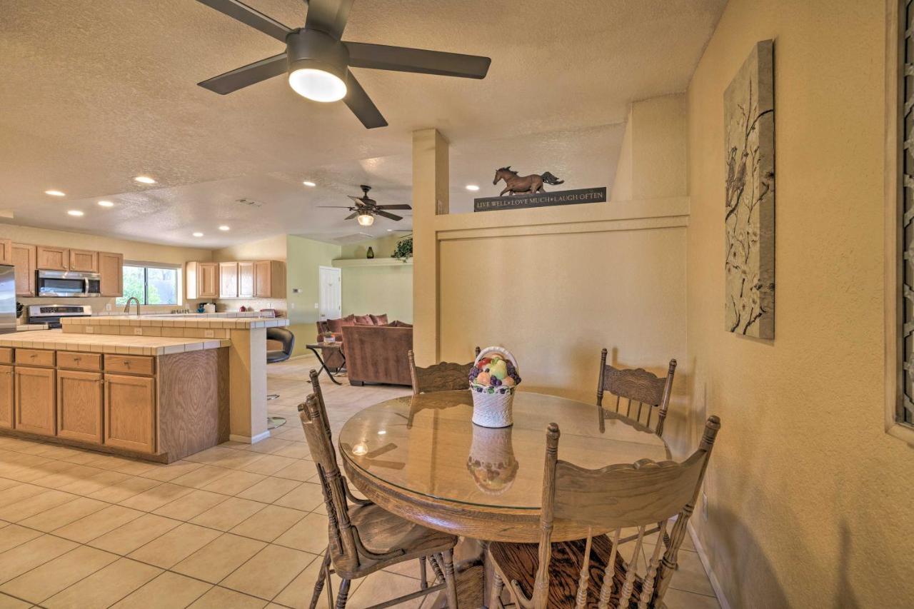Family-friendly Havasu Getaway With Deck And Pool *