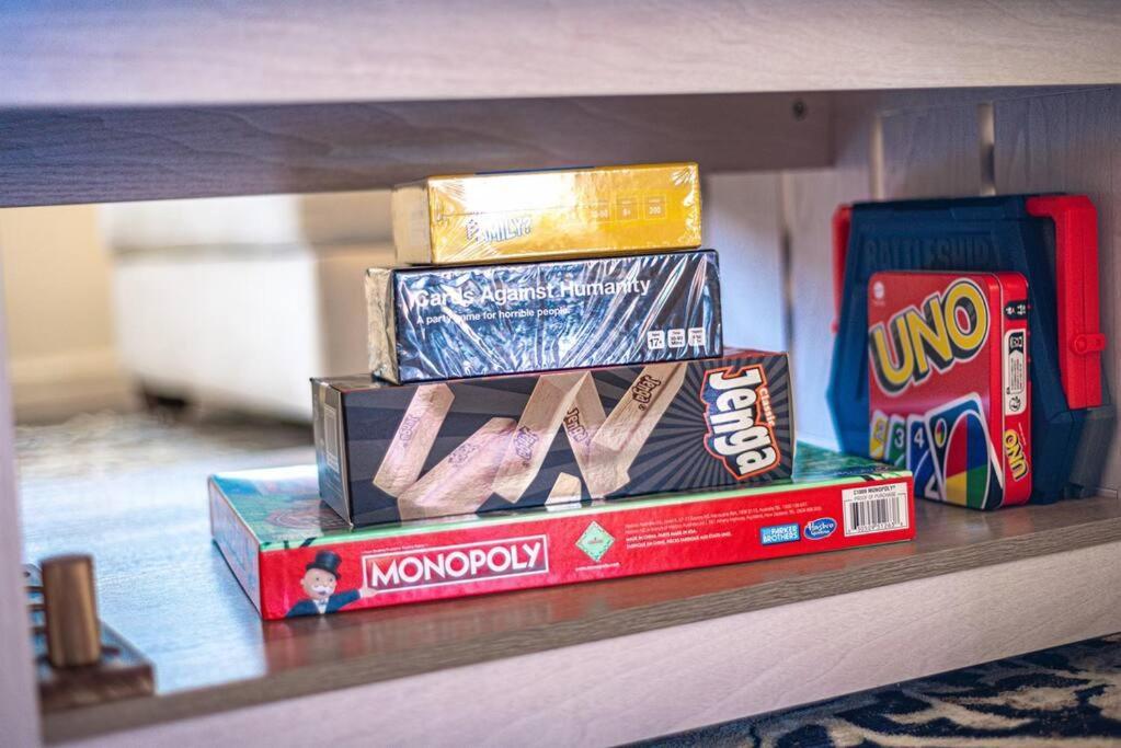 Family Friendly W/ Backyard Games, Rv Parking Holiday home *