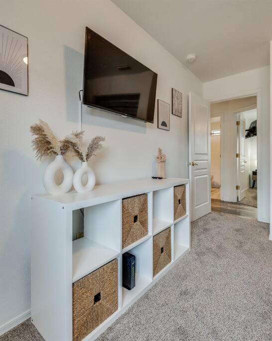 Family Friendly W/ Backyard Games, Rv Parking Holiday home *