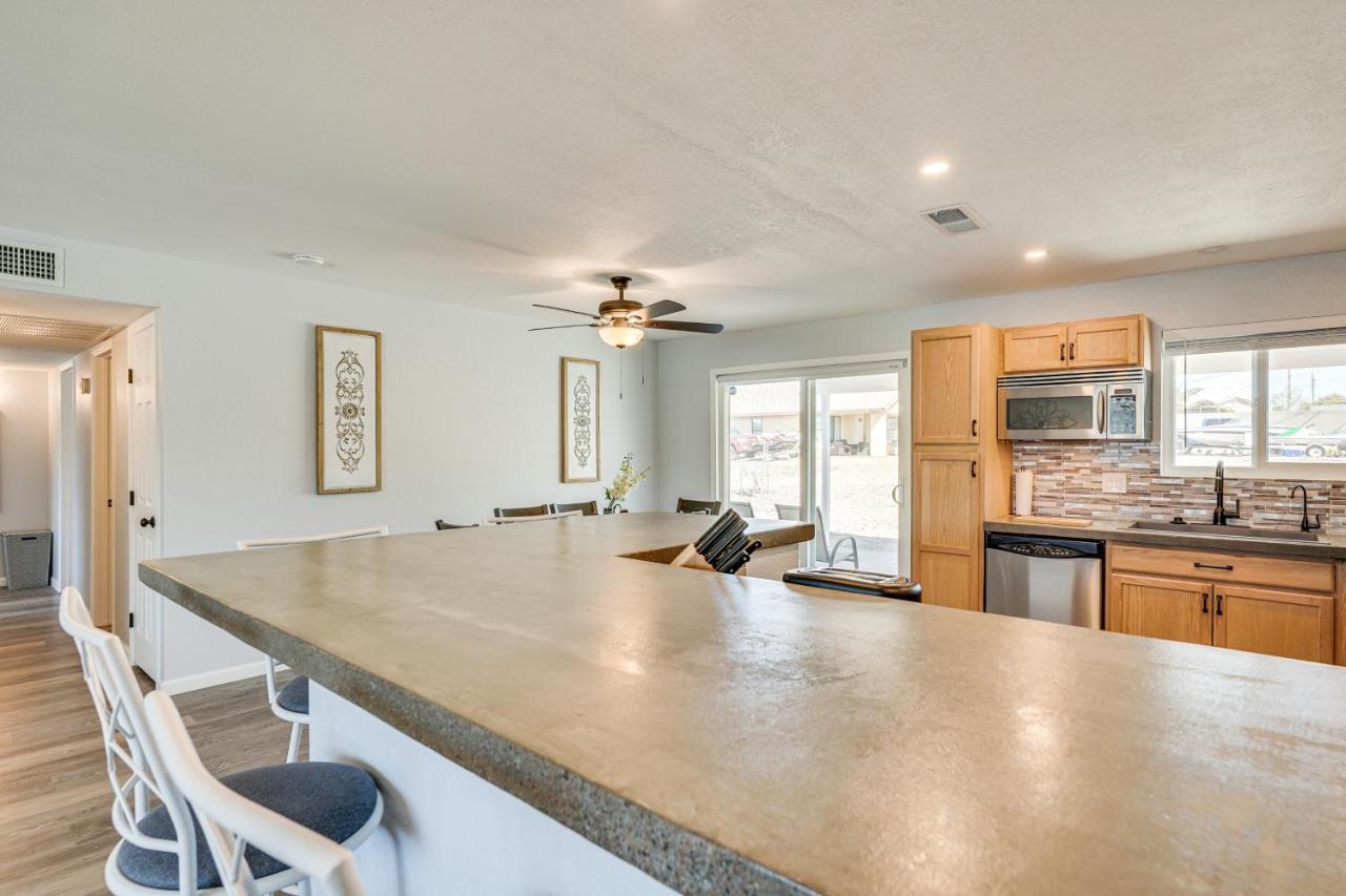 Arizona Getaway With Patio - 2 Mi To Havasu! Lake Havasu City