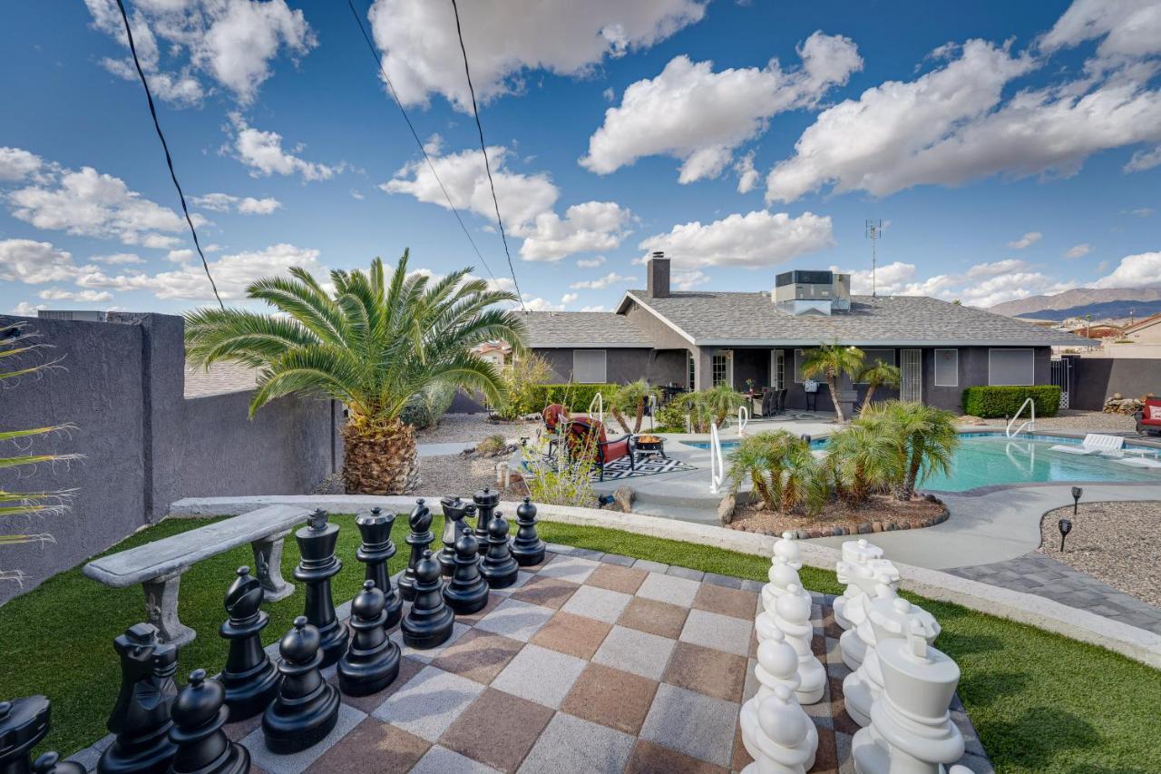 Havasu Pool, And Mountain Views Holiday home *