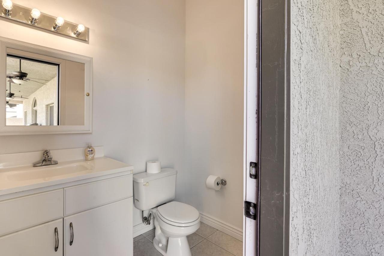Havasu Escape With Pool, Patio And Grill! Holiday home