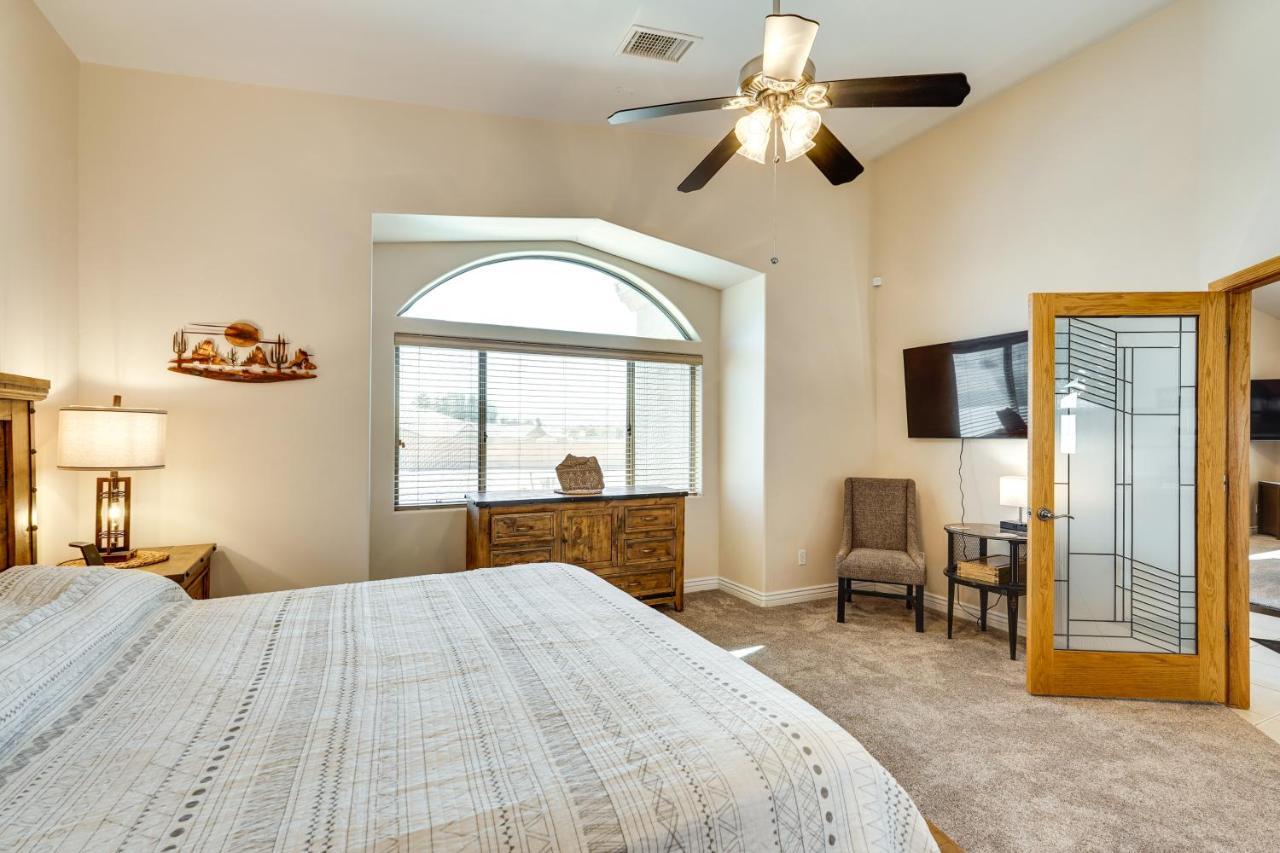 Havasu Escape With Pool, Patio And Grill! Lake Havasu City