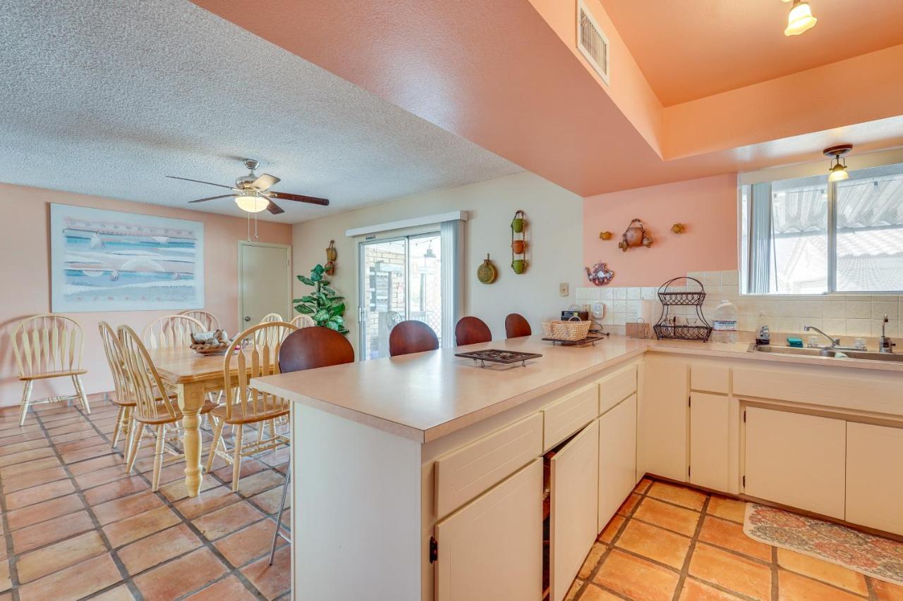 Holiday home Havasu Private Pool, Near Lake! *