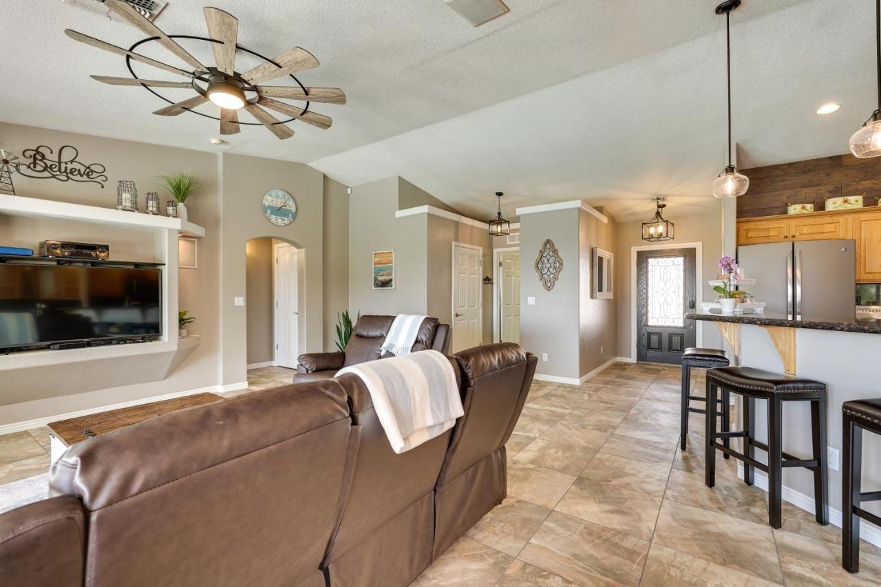 Pet-friendly Havasu With Private Pool Holiday home