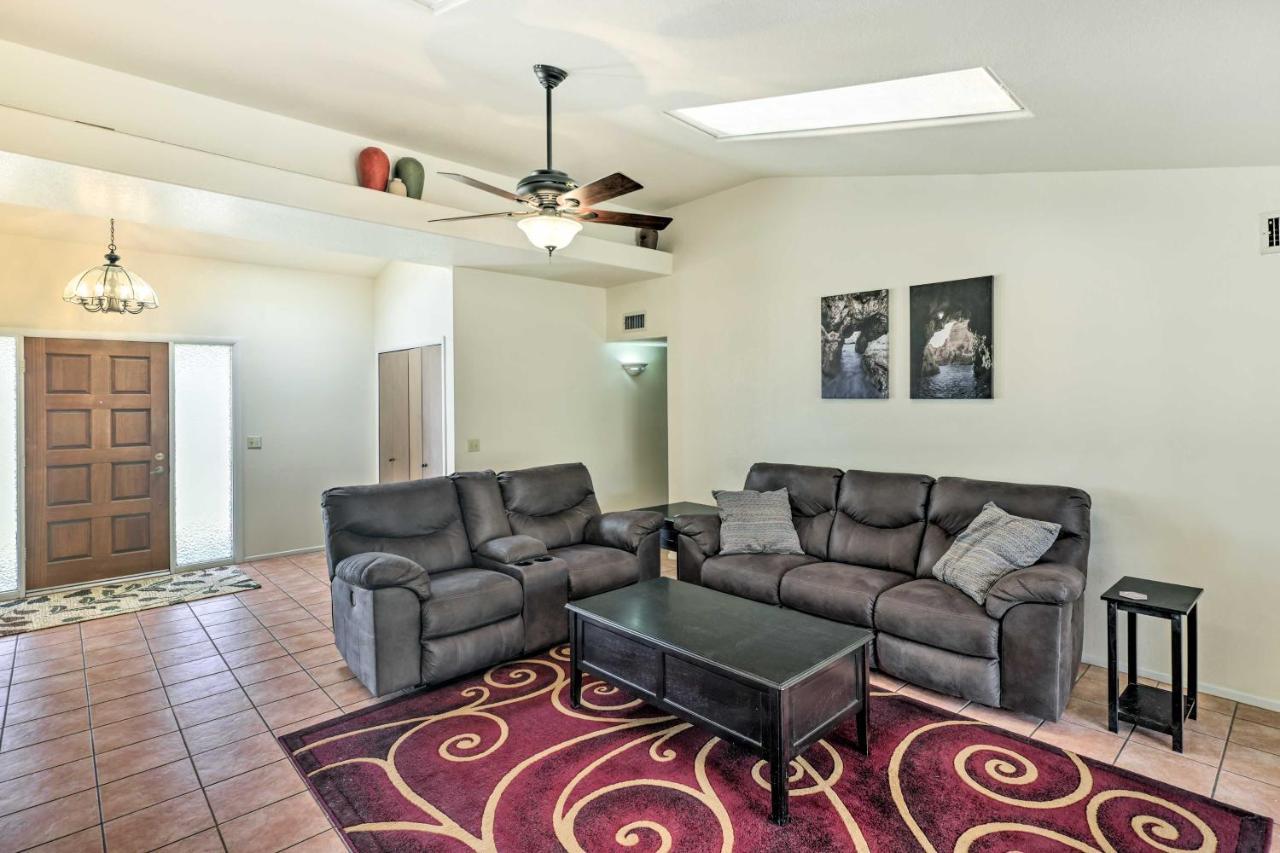 Havasu With Heated Pool 3 Mi To Marina! *