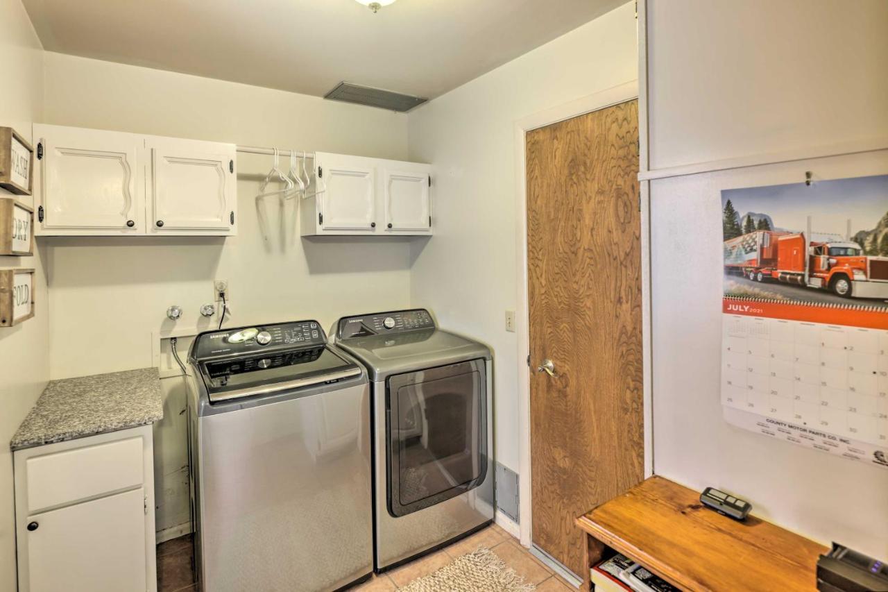 Holiday home Havasu With Heated Pool 3 Mi To Marina! *
