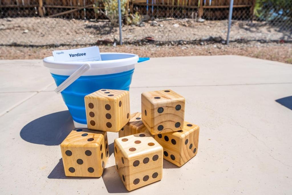 Large Havasu Retreat With Private Heated Pool And Gameroom For Family Fun *