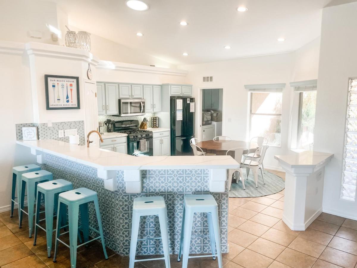La Isla Panoramic Views, Outdoor Kitchen, Sleeps 16 Holiday home
