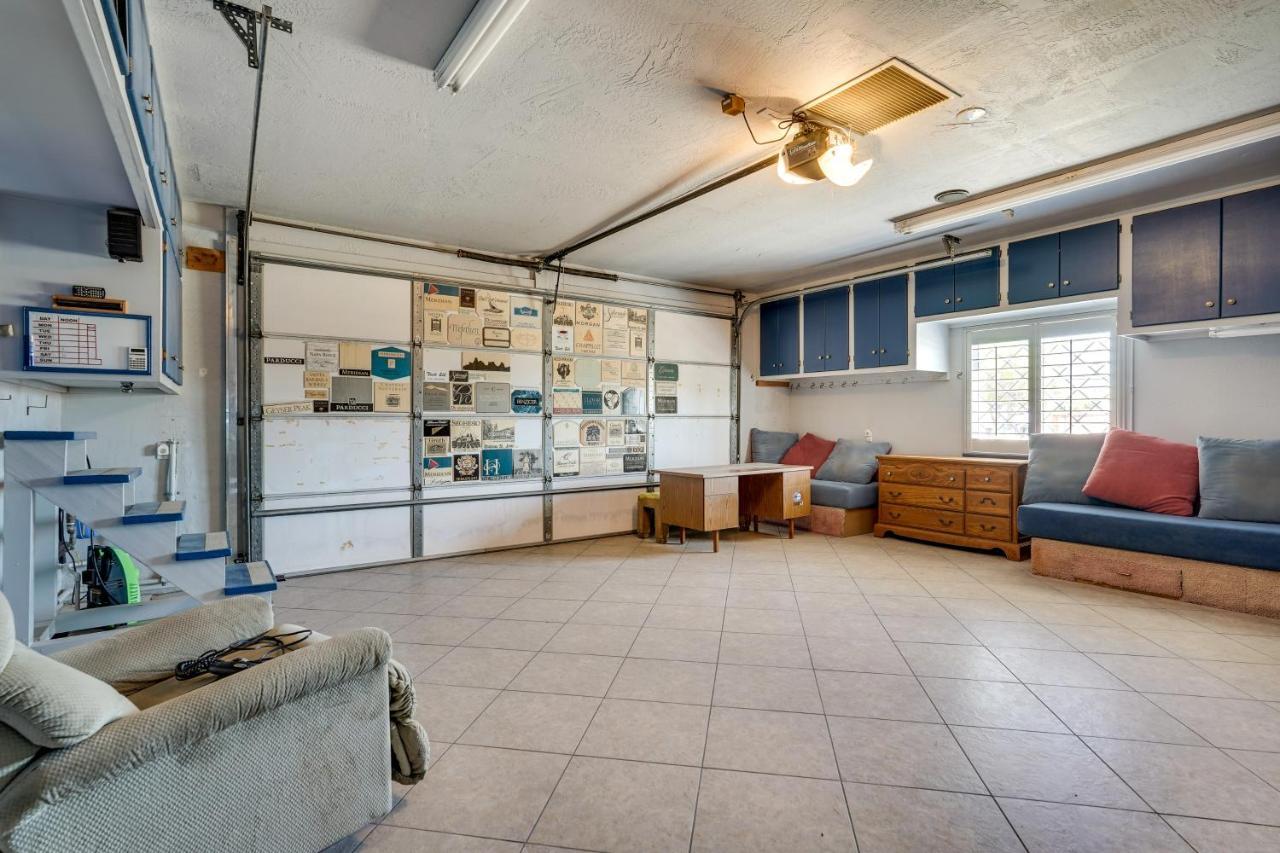 Holiday home Havasu With Rooftop Deck About 1 Mi To Beach! Lake Havasu City